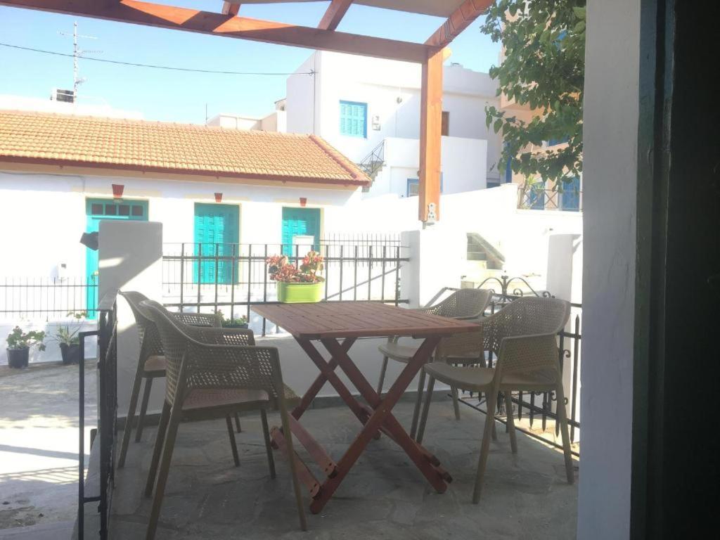 Kontos-Traditional House In Andros Beach Exterior photo